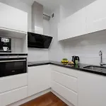 Apartment Elegant With Air Conditioning And Underground Parking By Renters Prestige Warschau