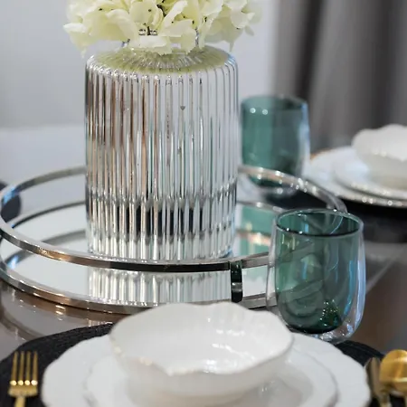 Elegant With Air Conditioning By Renters Prestige Warsaw