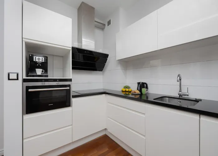 Apartman Elegant With Air Conditioning And Underground Parking By Renters Prestige Varsó